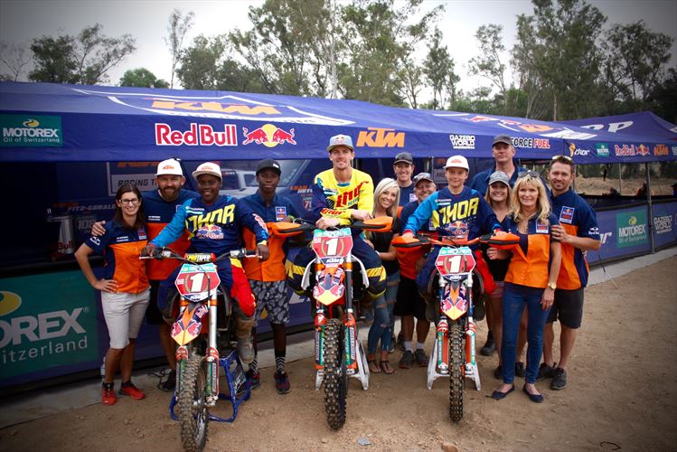 img_8814_2016_champions_880x500